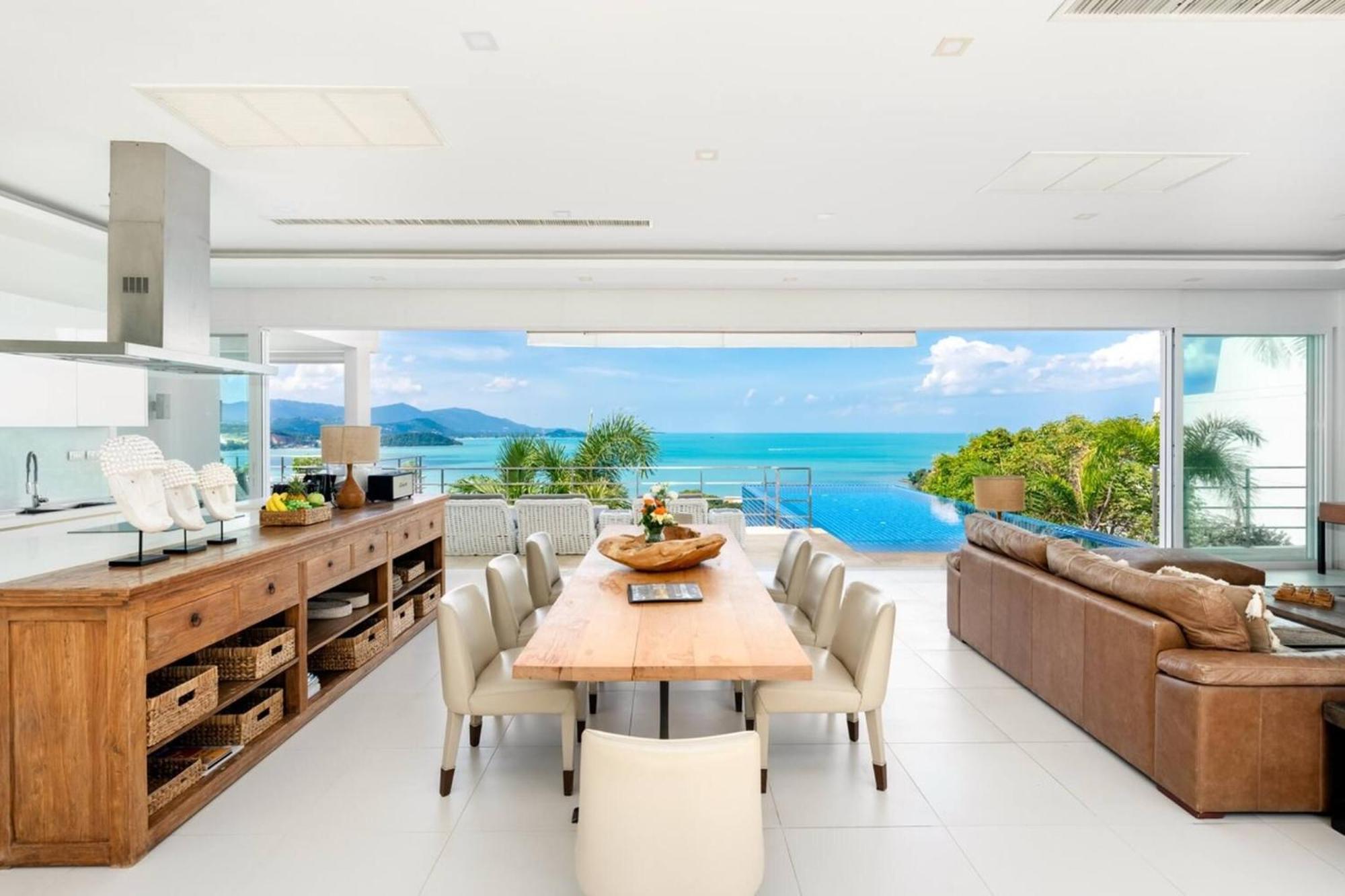 Luxury Sea View Pool L At Unique Residences