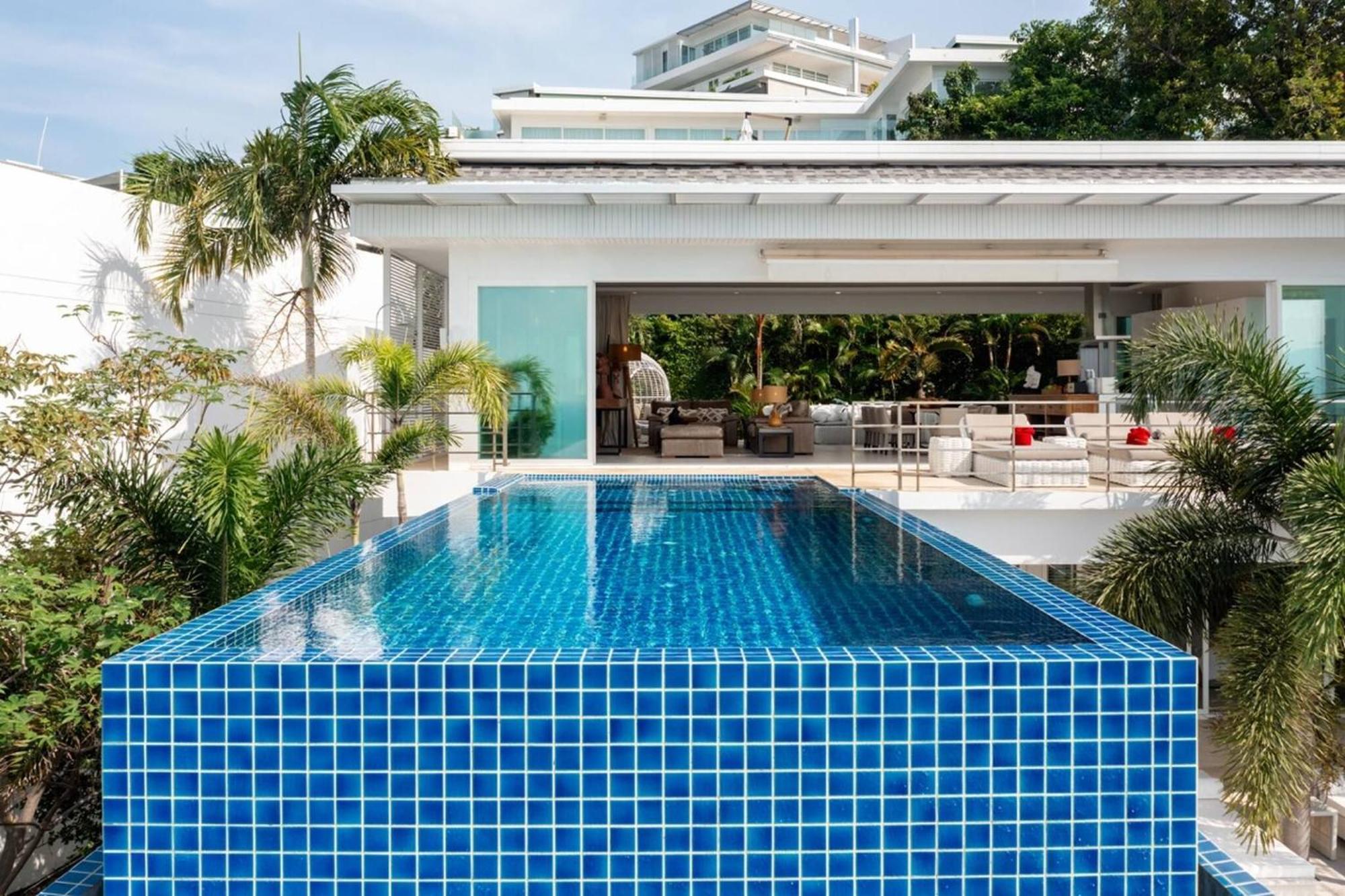 Luxury Sea View Pool L At Unique Residences Villa
